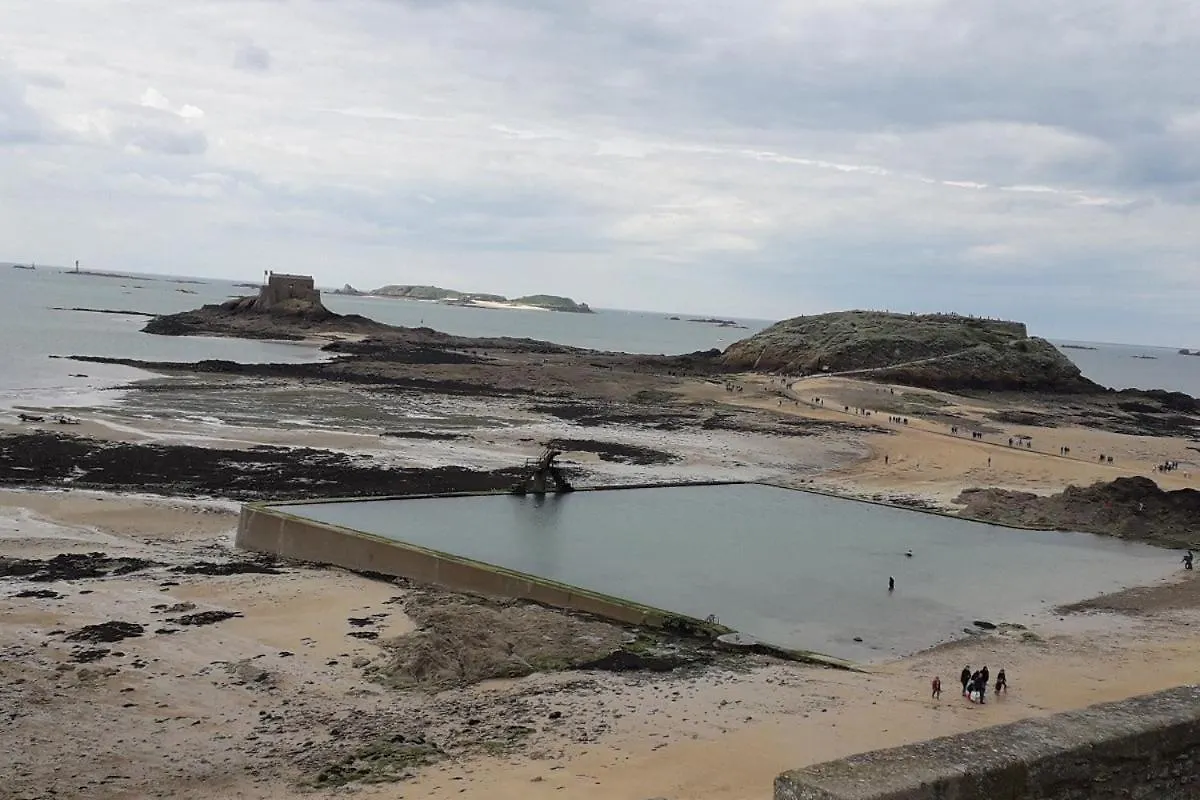 Сasa de vacaciones Gite Les Renardieres En Bretagne Romantique Proche Saint-Pierre-de-Plesguen